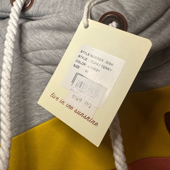 Wanakome Abigail Women's Hooded Sweatshirt - Picture 6 of 8